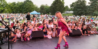 PhotOle_0159_resize_2400X3600_resize_1811X3600.JPG