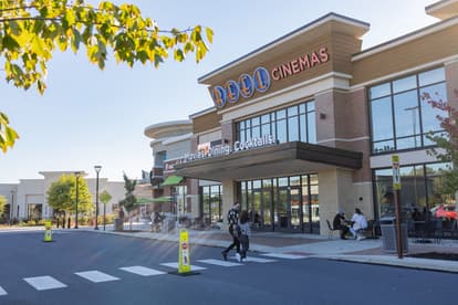 Reel Cinemas Store front at The Crossings 